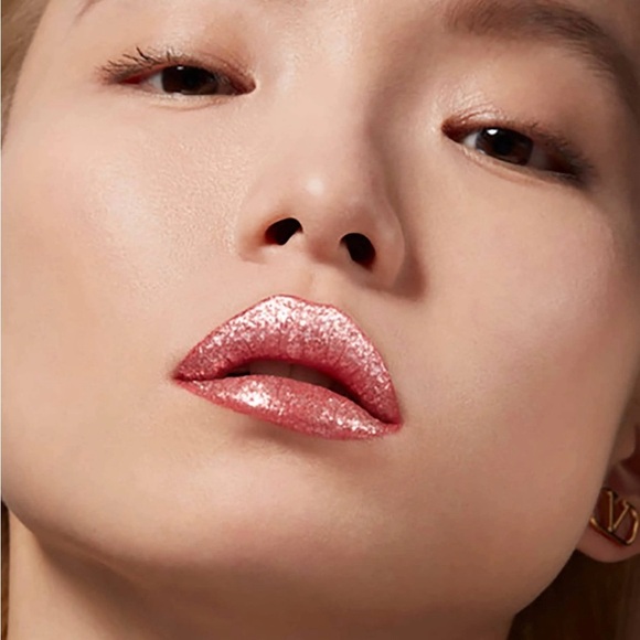 Valentino Beauty Dream Dust Lip & Cheek Loose Glitter - Picture 7 of 7